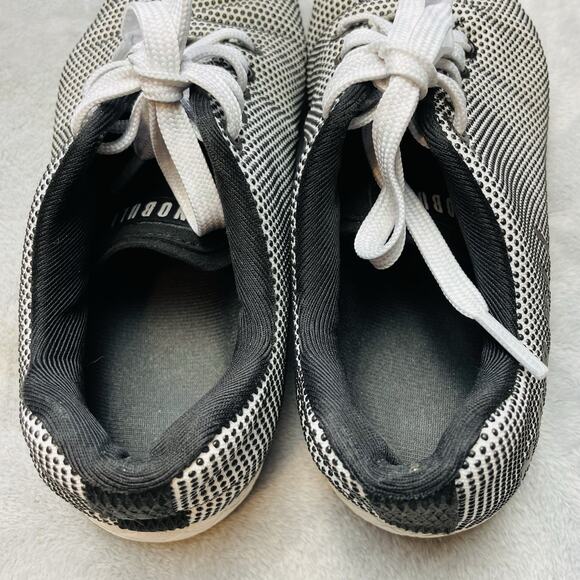 NOBULL Outwork Athletic Running‎ Shoes Sneakers Womens 7.5 Black White - Picture 6 of 12